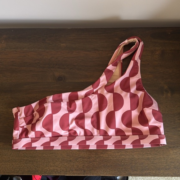 Cupshe Red and White Asymmetrical Bikini - Picture 3 of 4